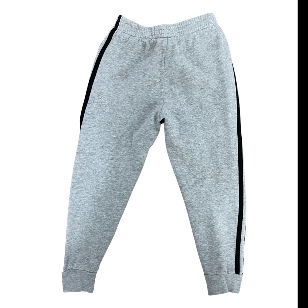 Boys adidas sz 6 sweatpants